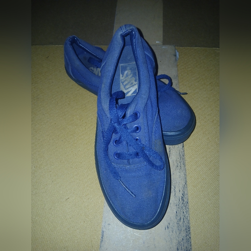 Blue Vans Size 4.5men Fit 6 women